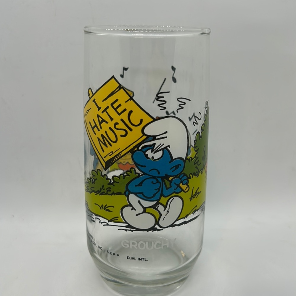 Vintage 1982 GROUCHY SMURF "I Hate Music" Drinking Glass